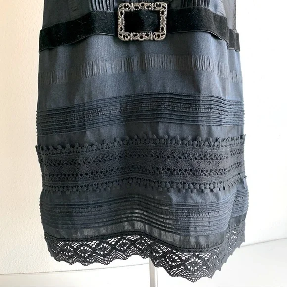 Anna Sui black vintage inspired dress, sleeveless, low waist, w/ lace velvet.‎ S - Picture 5 of 16